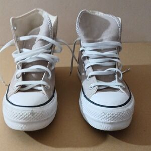 Converse Womens High-Top Sneakers - Beige and White